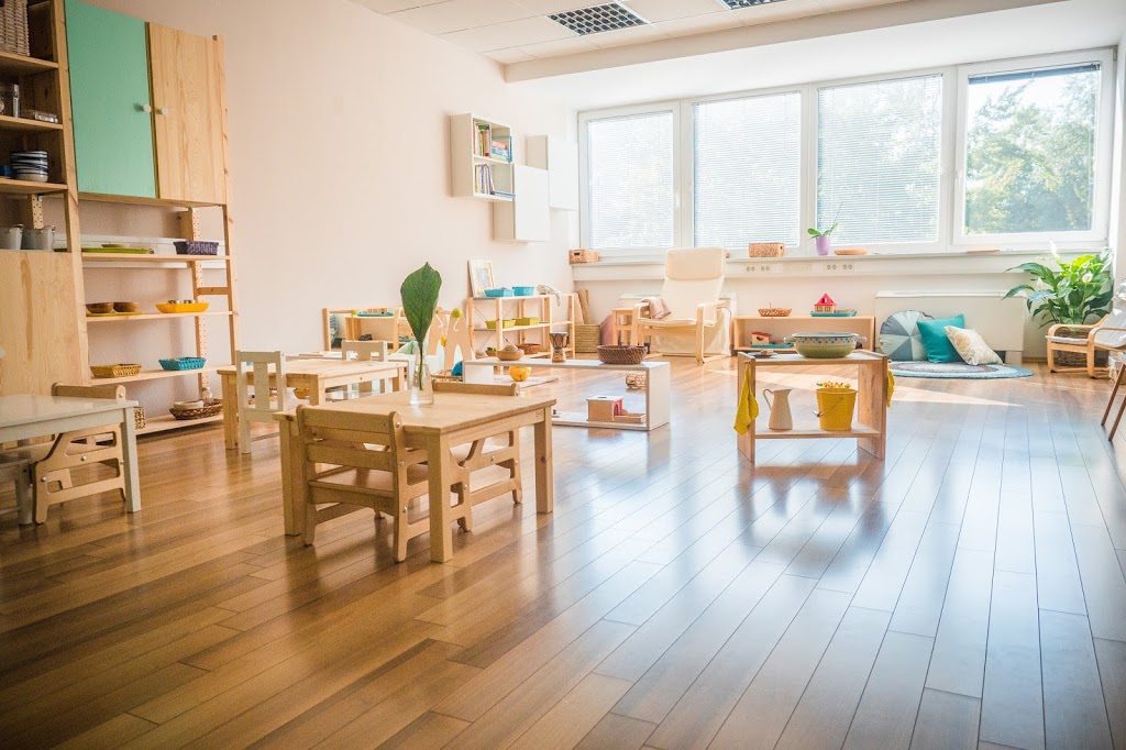 Practical life pouring